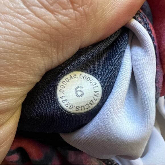 Lululemon Wunder Train High-Rise Shorts 6" in Chroma Clash Multi - Picture 10 of 11